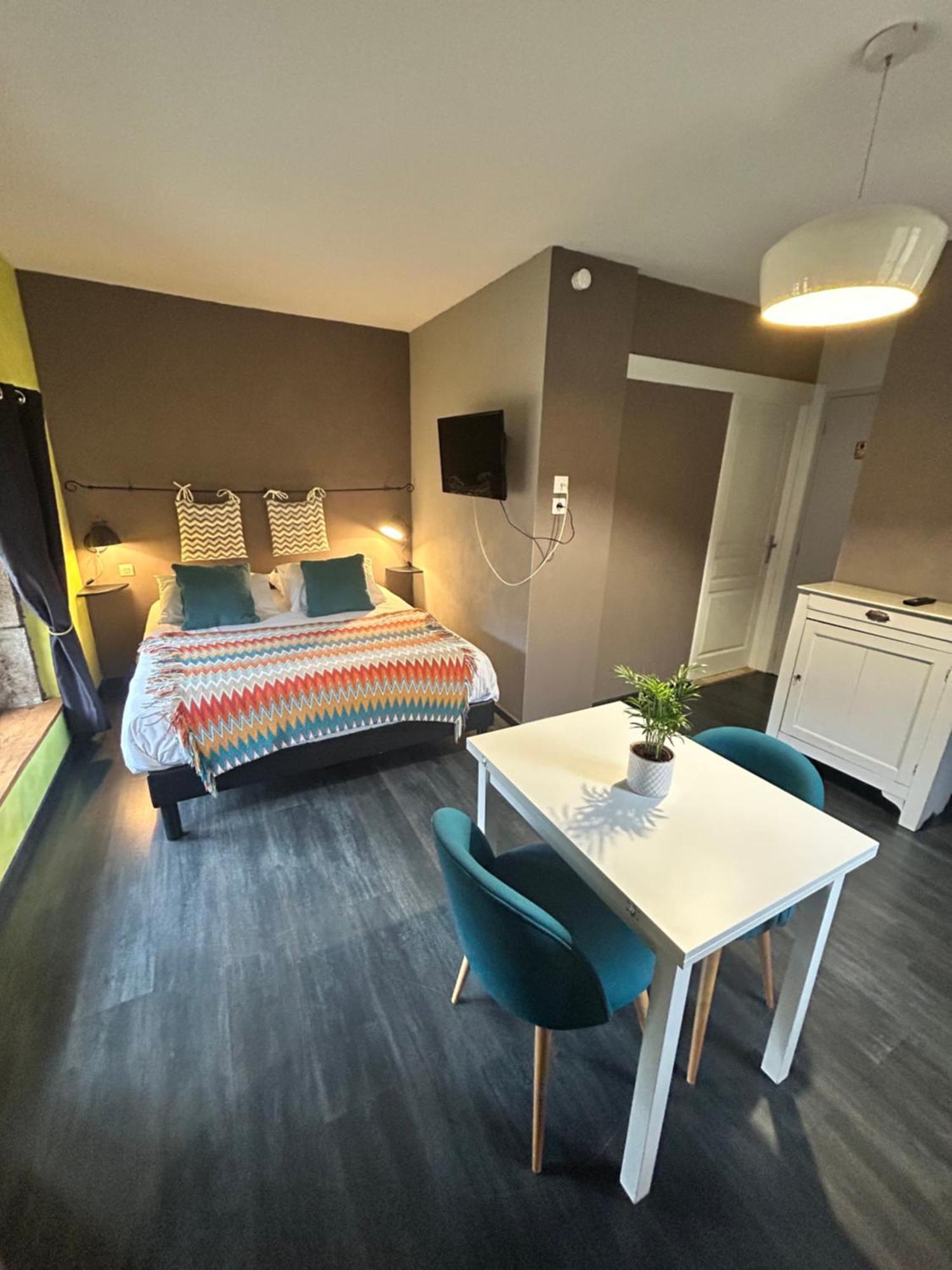 Toulouse-le-Chateau Le D'Tour Gourmand B&B 외부 사진